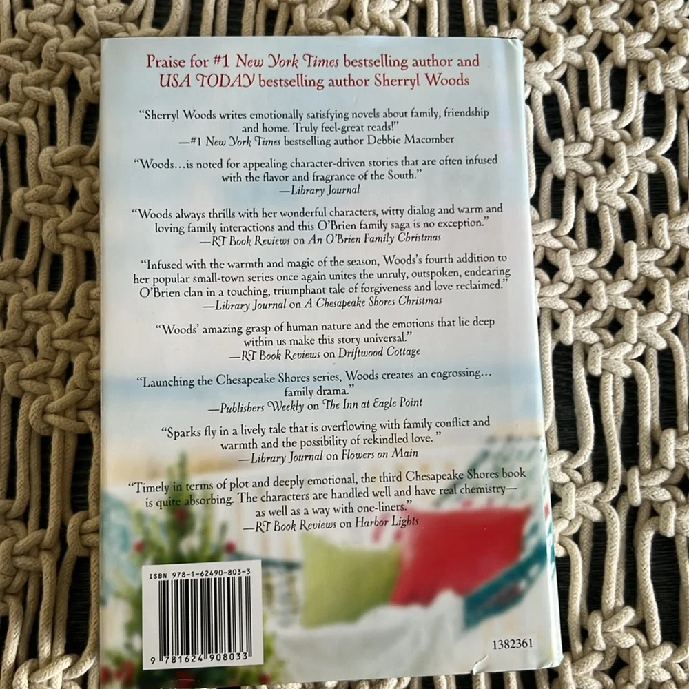Sherryl Woods-A Seaside Christmas-Larger Print